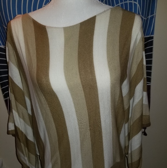 Knit Avenue Plus Top - Picture 1 of 7